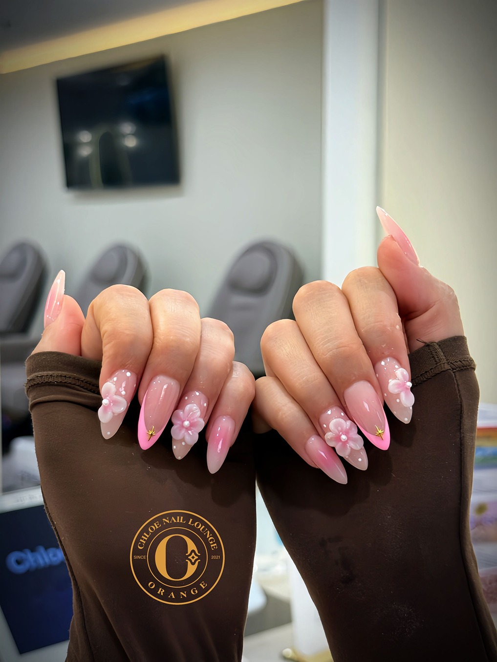 Chloe Nail Lounge